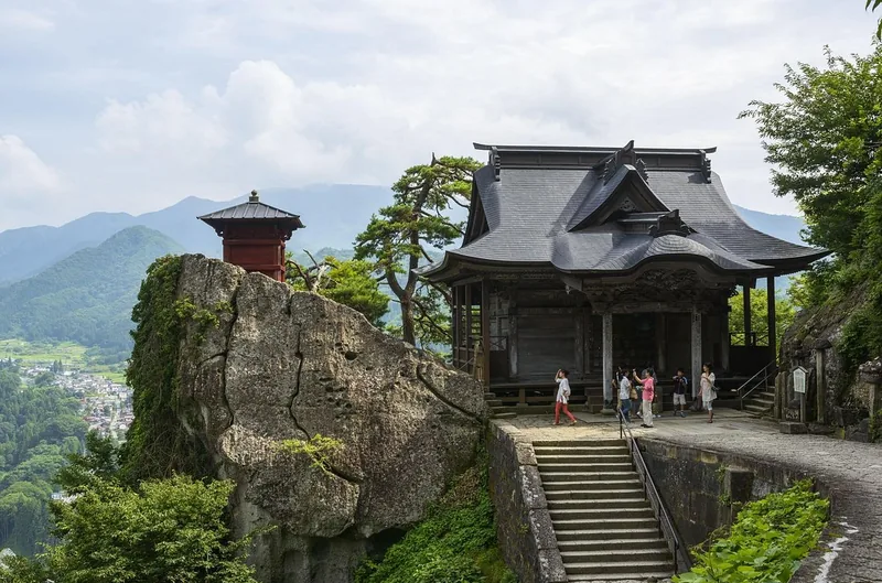 Yamadera and Ginzan Onsen Full Day
